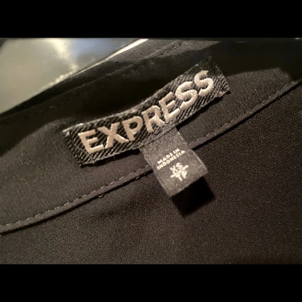 Express Top - Picture 5 of 5